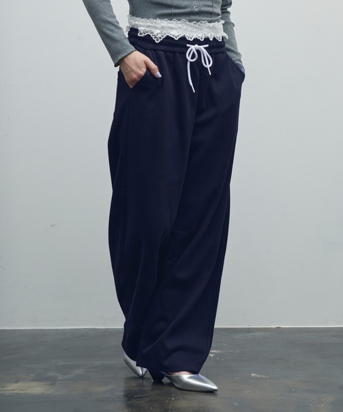 uyu.（ウユ）の「レースダブルウエストスウェットパンツ（スウェットパンツ・レディース・ネイビー/ブラック/グレー・FREE）」の19枚目の写真
