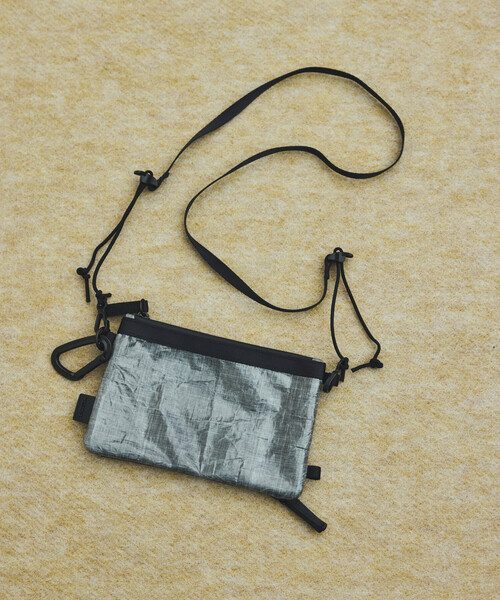 A SCENE(エーシーン)の「A SCENE/エーシーン Dock in pouch with Dyneema ドックイン ポーチ ウィズ ダイニーマ(ショルダーバッグ・メンズ・ホワイト/ブラック・ONE SIZE)」の19枚目の写真