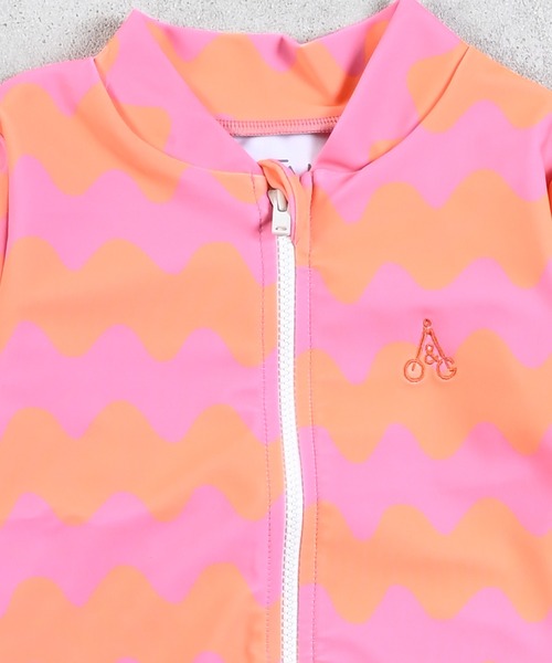 Ocean&Ground(オーシャン&グラウンド)の「【UVカット】GIRL’SソウガラZIPラッシュガード(ラッシュガード・キッズ・オレンジ/マルチ/ストライプ/ブラック・120/80/130/140/90/100/110)」の14枚目の写真