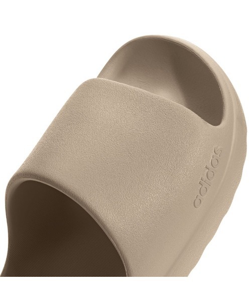 adidas(アディダス)の「アディダス adidas アディレッタ Lumia サンダル(サンダル・レディース・ベージュ・22.5cm/23.5cm/24.5cm/25.5cm)」の8枚目の写真