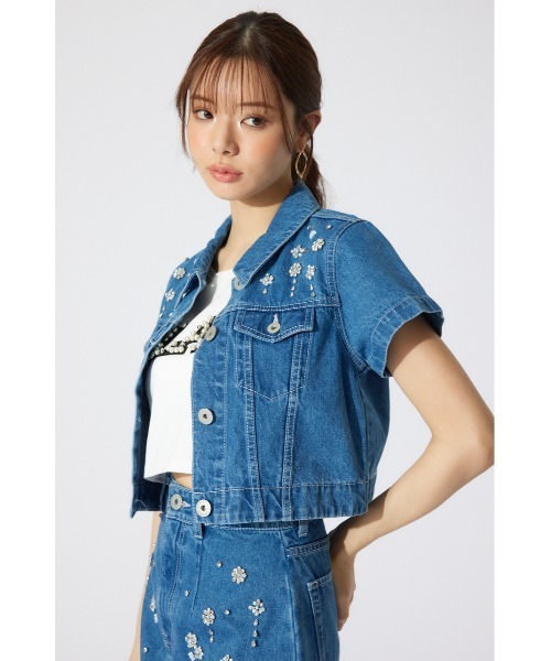 rienda(リエンダ)の「MIXフラワービジューショートジャケット 春服(デニムジャケット・レディース・ライトブルー/ブルー・SMALL/MEDIUM)」の21枚目の写真