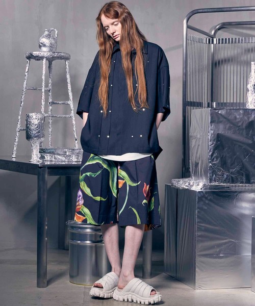 MAISON SPECIAL（メゾンスペシャル）の「《UNISEX》Prime-Over Rivet Short Sleeve Alien Shirt/プライムオーバーリベットショートスリーブエイリアンシャツ【MAISON SPECIAL/メゾンスペシャル】（シャツ/ブラウス・メンズ・ブラック/オフホワイト/パープル・1/2）」の6枚目の写真