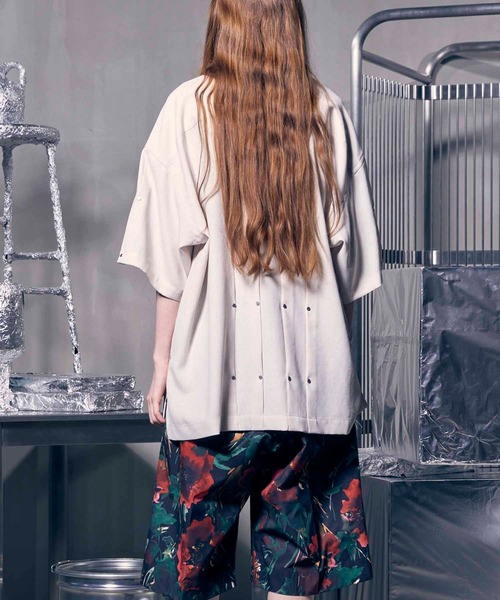 MAISON SPECIAL（メゾンスペシャル）の「《UNISEX》Prime-Over Rivet Short Sleeve Alien Shirt/プライムオーバーリベットショートスリーブエイリアンシャツ【MAISON SPECIAL/メゾンスペシャル】（シャツ/ブラウス・メンズ・ブラック/オフホワイト/パープル・1/2）」の9枚目の写真