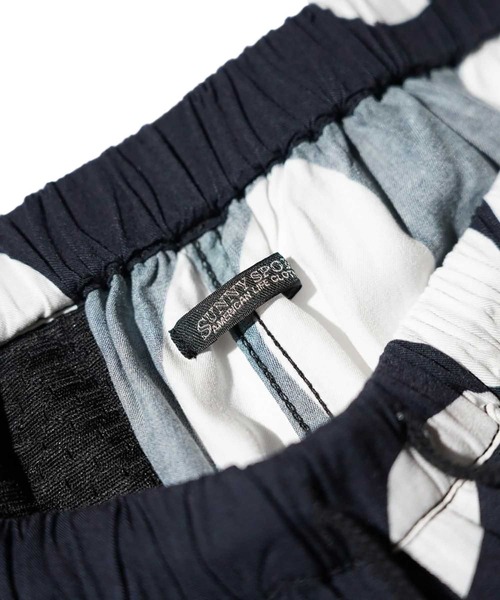 SUNNY  SPORTS（サニースポーツ）の「SN PRINTED BAGGY SHORTS（その他パンツ・メンズ・ホワイト/ブラック・M/L）」の17枚目の写真