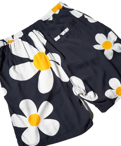 SUNNY  SPORTS（サニースポーツ）の「SN PRINTED BAGGY SHORTS（その他パンツ・メンズ・ホワイト/ブラック・M/L）」の18枚目の写真