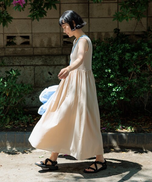FREAK'S STORE(フリークスストア)の「インド ノースリーブ異素材ドッキングワンピース/リブ切替ワンピース(ワンピース・レディース・オフホワイト/グレー/ブラック/サックスブルー・フリ-)」の18枚目の写真