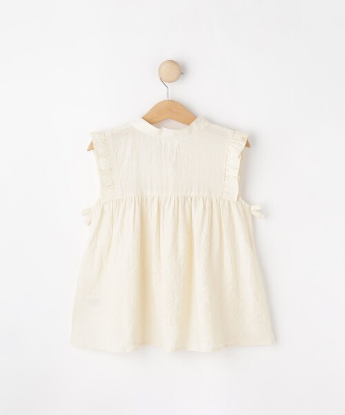 SHOO・LA・RUE（シューラルー）の「【110-150cm】ハートボタンがアクセント ノースリーブブラウス（シャツ/ブラウス・キッズ・ライトベージュ/パープル・10/11/12/13/14/15 ）」の5枚目の写真