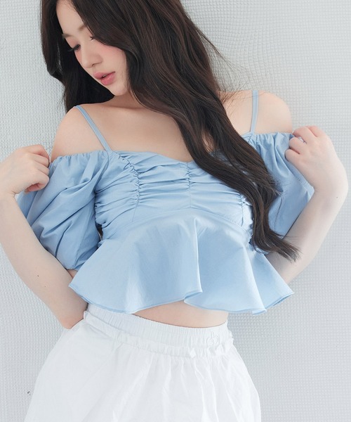 VEILA（ヴェイラ）の「バルーンスリーブオフショルダーキャミ（シャツ/ブラウス・レディース・ブルー/ホワイト・M/S）」の11枚目の写真