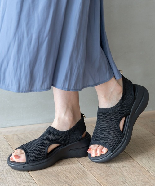 GLOBAL WORK（グローバルワーク）の「らくっションフィットサンダル/327974（サンダル・レディース・ブラック系その他/アイボリー/ブラック・MEDIUM/SMALL/LARGE）」の9枚目の写真