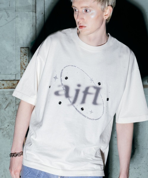 ajouter flow(アジューテフロー)の「【ajouter flow】rhinestone universe T-shirt(Tシャツ/カットソー・メンズ・ホワイト/ブラック・MEDIUM/LARGE)」の8枚目の写真