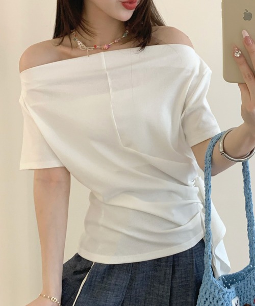 L LABEL（エルラベル）の「アシンメトリーオフショルトップ（Tシャツ/カットソー・レディース・チャコールグレー/グレー/ホワイト/ブラック・FREE）」の7枚目の写真