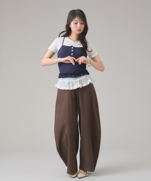 apres jour mignon(アプレジュールミニョン)の「フリルレイヤードトップス(Tシャツ/カットソー・レディース・グレー/レッド/ブラック/ブラック系その他/ネイビー/アイボリー・フリー)」の14枚目の写真