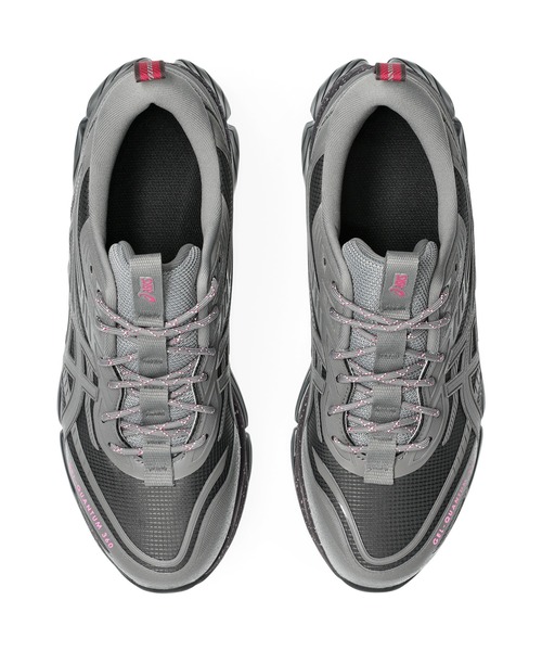 ASICS(アシックス)の「GEL-QUANTUM 360 VIII UTILITY(スニーカー・メンズ・グレー系その他・27/26/25/24/23/24.5/27.5/26.5/25.5/28.5/29/23.5/28)」の2枚目の写真