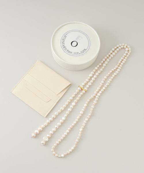 Spick & Span（スピックアンドスパン）の「EO / イオ PEARL 別注LONG NECKLACE（ネックレス・レディース・ホワイト・FREE）」の6枚目の写真