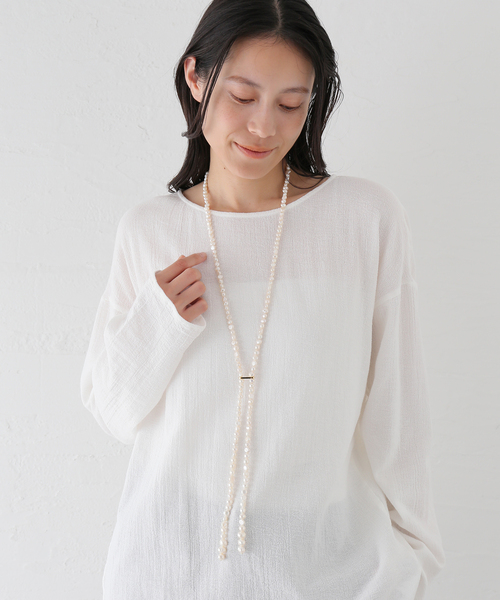 Spick & Span（スピックアンドスパン）の「EO / イオ PEARL 別注LONG NECKLACE（ネックレス・レディース・ホワイト・FREE）」の7枚目の写真