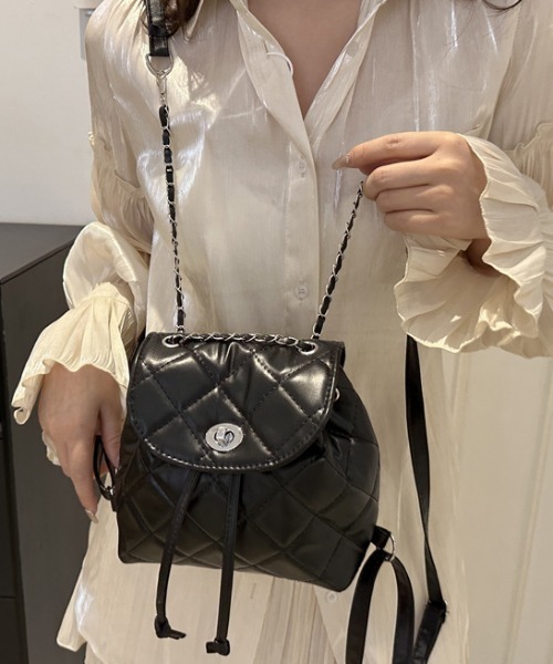 Per sist ence（パーシエンス）の「キルティングチェーンショルダーミニリュック（バックパック/リュック・レディース・ブラック/オフホワイト/ブルー/シルバー・ONE SIZE）」の14枚目の写真