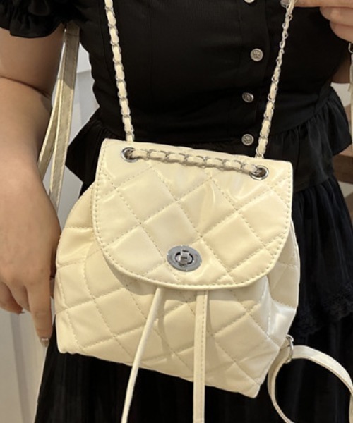 Per sist ence（パーシエンス）の「キルティングチェーンショルダーミニリュック（バックパック/リュック・レディース・ブラック/オフホワイト/ブルー/シルバー・ONE SIZE）」の10枚目の写真