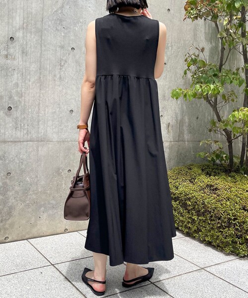 MICO COULIER（ミコクリエ）の「リブメランジカットソー異素材ワンピース（ワンピース・レディース・ブラック/ネイビー・38）」の8枚目の写真