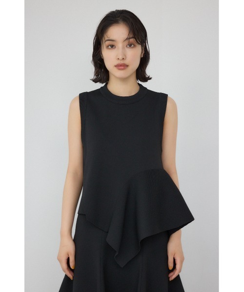 PLUS（プラス）の「【PLUS】イレヘムドレープニットベスト（ベスト・レディース・ブラック/ブラック系その他/グレー系その他・SMALL/MEDIUM）」の7枚目の写真