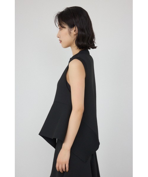 PLUS（プラス）の「【PLUS】イレヘムドレープニットベスト（ベスト・レディース・ブラック/ブラック系その他/グレー系その他・SMALL/MEDIUM）」の8枚目の写真