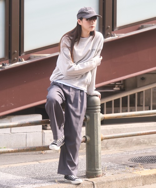 flaner（フラネ）の「Loose logo embroidery sweat / ルーズロゴ刺繍スウェット（スウェット・レディース・グレー/ネイビー・MEDIUM/LARGE）」の18枚目の写真