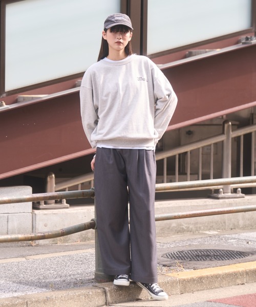 flaner（フラネ）の「Loose logo embroidery sweat / ルーズロゴ刺繍スウェット（スウェット・レディース・グレー/ネイビー・MEDIUM/LARGE）」の16枚目の写真