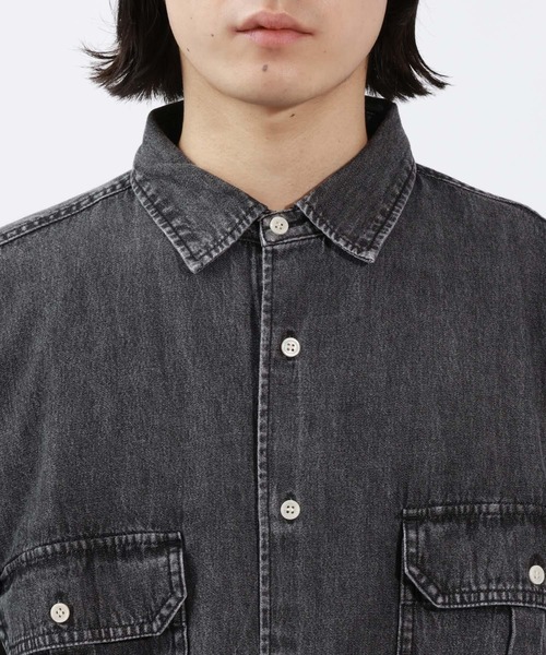 BAYFLOW（ベイフロー）の「ライトデニムシャツ（シャツ/ブラウス・メンズ・ブラック/ライトブルー/ダークブルー・MEDIUM/LARGE）」の22枚目の写真