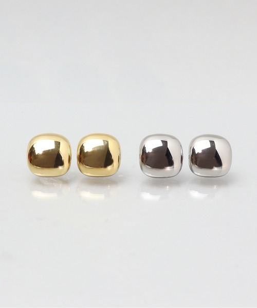 ieLS(イエルズ)の「金属アレルギー対応「ieLS」ステンレス スクエアポストピアス(ピアス(両耳用)・レディース・ゴールド/シルバー・ONE SIZE)」の5枚目の写真
