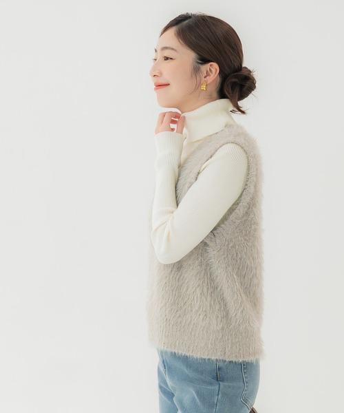 ラメふんわりシャギーVネックニットベスト（ベスト）｜coca（coca