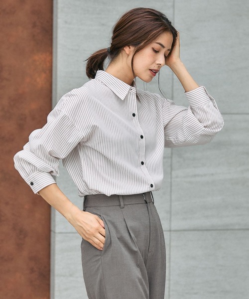 GLOBAL WORK（グローバルワーク）の「365日マイスタイルシャツ/571317（シャツ/ブラウス・レディース・ブルー/オフホワイト/その他/ライトブルー/スカイブルー/サックスブルー/ライトベージュ/イエロー/ブルー系その他/ブラウン系その他/ピンク系その他/グレー・MEDIUM/LARGE/SMALL）」の22枚目の写真