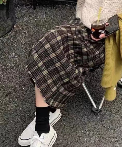 cammie(キャミー)の「チェックミモレ丈Aラインスカート(スカート・レディース・グレー/イエロー/グリーン・F)」の1枚目の写真