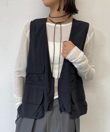 AIC. | アウトポケットナイロンベスト(ベスト)