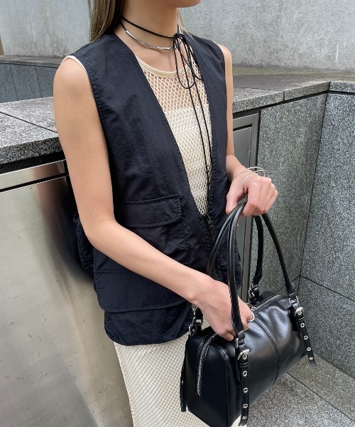 AIC.（エーアイシー）の「アウトポケットナイロンベスト（ベスト・レディース・ブラック・FREE）」の3枚目の写真