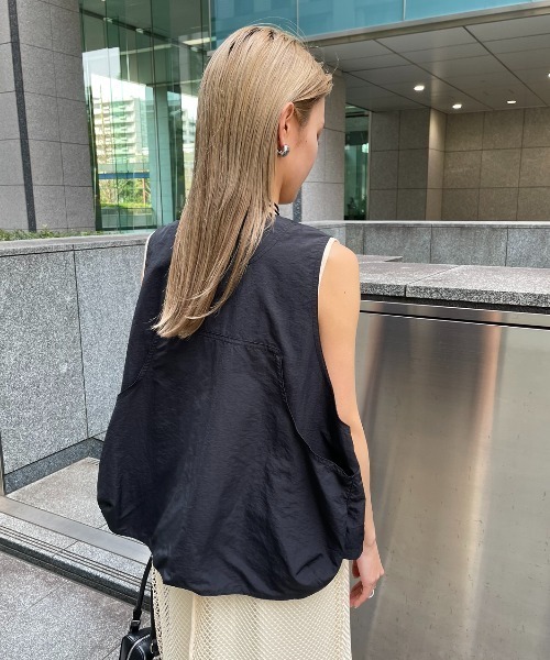 AIC.（エーアイシー）の「アウトポケットナイロンベスト（ベスト・レディース・ブラック・FREE）」の7枚目の写真