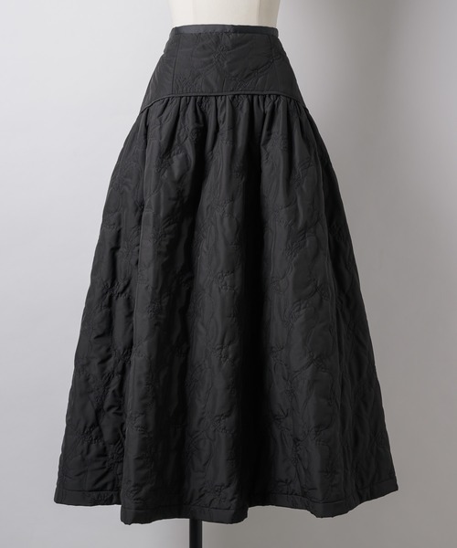 VIOLETTA（ヴィオレッタ）の「【HEIREN】リボンキルティングフレアスカート（スカート・レディース・ブラック/アイボリー・M/S）」の6枚目の写真