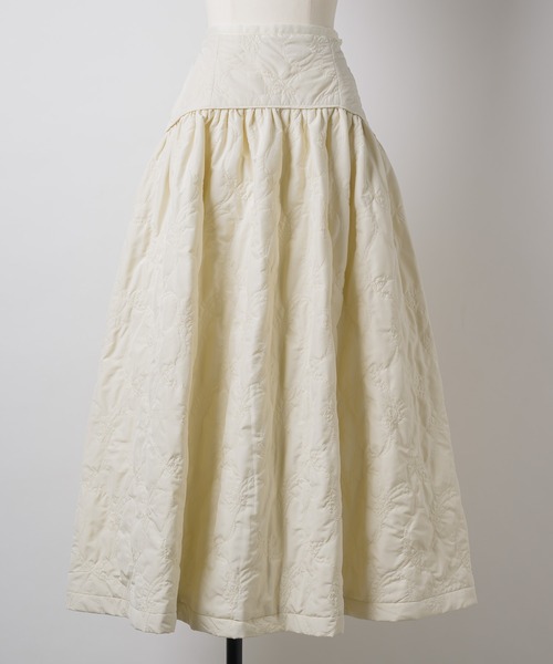 VIOLETTA（ヴィオレッタ）の「【HEIREN】リボンキルティングフレアスカート（スカート・レディース・ブラック/アイボリー・M/S）」の7枚目の写真