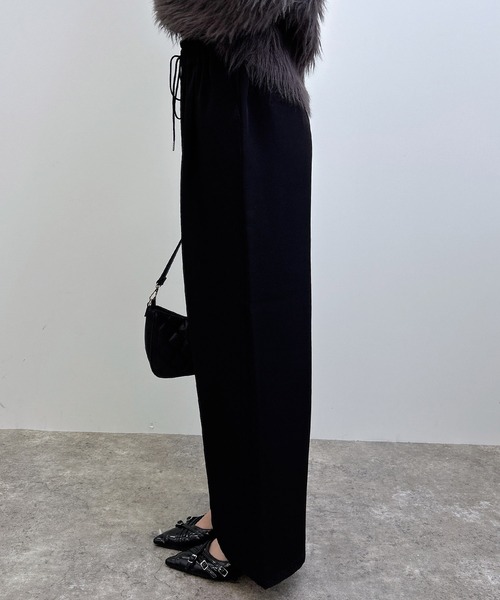 INGNI（イング）の「イージーワイドパンツ（その他パンツ・レディース・チャコールグレー/ブラウン/ブラック・FREE）」の15枚目の写真