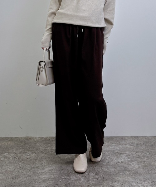 INGNI（イング）の「イージーワイドパンツ（その他パンツ・レディース・チャコールグレー/ブラウン/ブラック・FREE）」の9枚目の写真