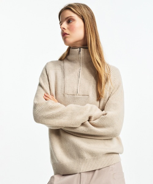 AIGLE（エーグル）の「ウールブレンド ハーフジップニットセーター（ニット/セーター・レディース・オフホワイト/ピンク/ダークネイビー・L/M/XS/S）」の2枚目の写真