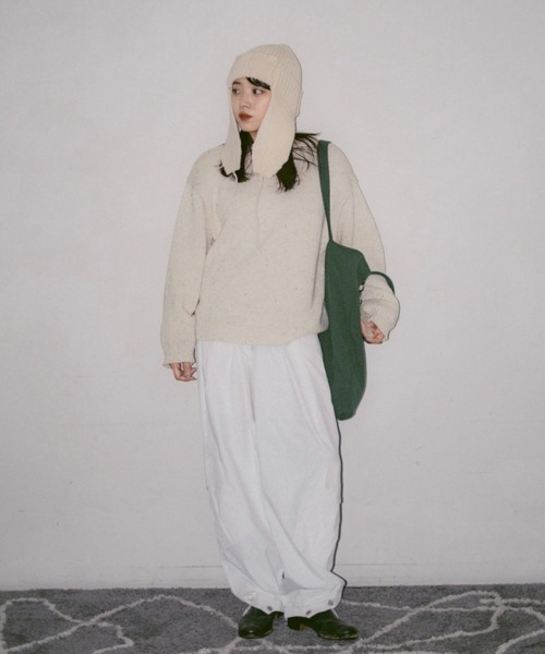 INTER FACTORY（インターファクトリー）の「2/9号室（かおこ&ひろと） - V-neck cotton nep knit / Vネックコットンネップニット（ニット/セーター・メンズ・ネイビー/アイボリー・MEDIUM/LARGE）」の15枚目の写真