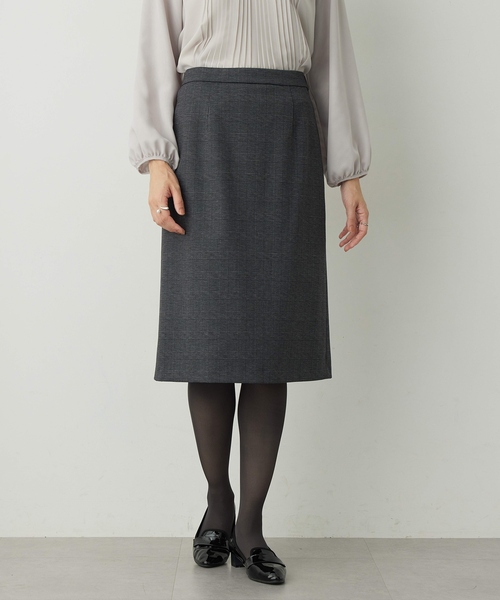 A/C DESIGN BY ALPHA CUBIC(エーシーデザインバイアルファキュービック)の「【アルファブリック】ストレッチタイトスカート【ウエストゴム】(スカート・レディース・ネイビー/ブラック/ライトグレー・64/67/70/61)」の4枚目の写真