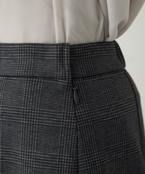 A/C DESIGN BY ALPHA CUBIC(エーシーデザインバイアルファキュービック)の「【アルファブリック】ストレッチタイトスカート【ウエストゴム】(スカート・レディース・ネイビー/ブラック/ライトグレー・64/67/70/61)」の20枚目の写真