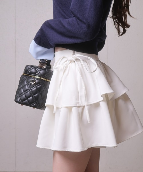 LIPSERVICE(リップサービス)の「サイドリボンフリルティアードミニスカート(スカート・レディース・ホワイト/ブラック/ベージュ・S/M)」の7枚目の写真