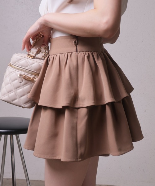 LIPSERVICE(リップサービス)の「サイドリボンフリルティアードミニスカート(スカート・レディース・ホワイト/ブラック/ベージュ・S/M)」の8枚目の写真