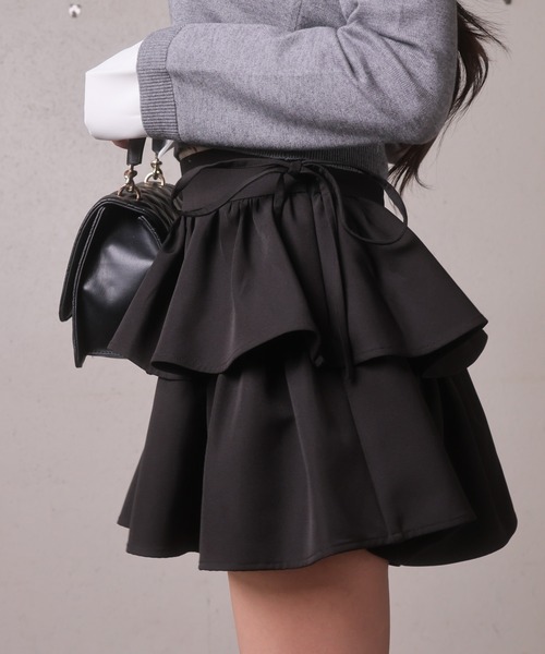 LIPSERVICE(リップサービス)の「サイドリボンフリルティアードミニスカート(スカート・レディース・ホワイト/ブラック/ベージュ・S/M)」の17枚目の写真