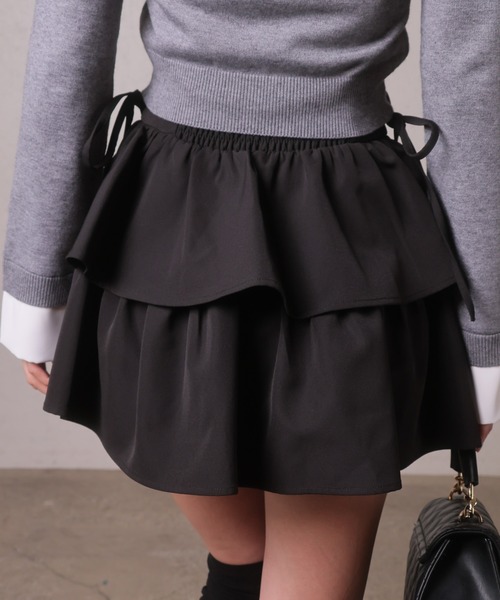 LIPSERVICE(リップサービス)の「サイドリボンフリルティアードミニスカート(スカート・レディース・ホワイト/ブラック/ベージュ・S/M)」の21枚目の写真