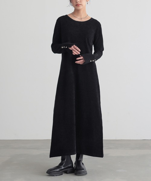 for/c(フォーシー)の「ベロア見えニットワンピース【サスティナブル】(ワンピース・レディース・ブラック/パープル・M/L)」の6枚目の写真