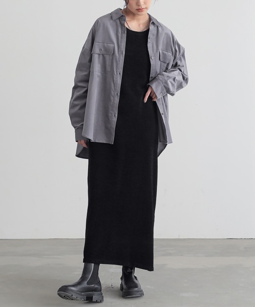 for/c(フォーシー)の「ベロア見えニットワンピース【サスティナブル】(ワンピース・レディース・ブラック/パープル・M/L)」の8枚目の写真