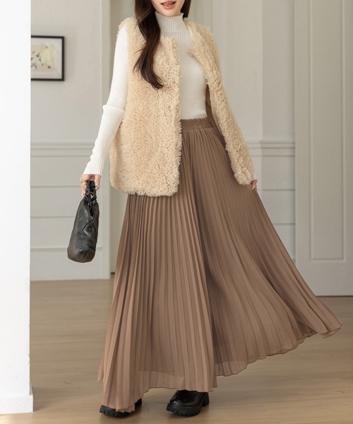 DAY CLOSET(デイ クローゼット)の「【表シアー裏はふわっと微起毛】嬉しい二面性プリーツスカート風ワイドパンツ レディース(その他パンツ・レディース・モカ/グレー系その他/ブラック・L/M)」の11枚目の写真