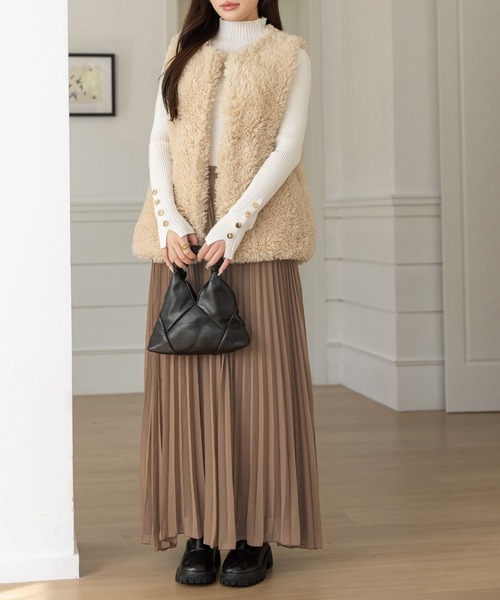 DAY CLOSET(デイ クローゼット)の「【表シアー裏はふわっと微起毛】嬉しい二面性プリーツスカート風ワイドパンツ レディース(その他パンツ・レディース・モカ/グレー系その他/ブラック・L/M)」の10枚目の写真